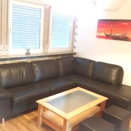 Neue, Helle Wohnung In Ludwigsburg, Nah Am Schloss Esterno foto