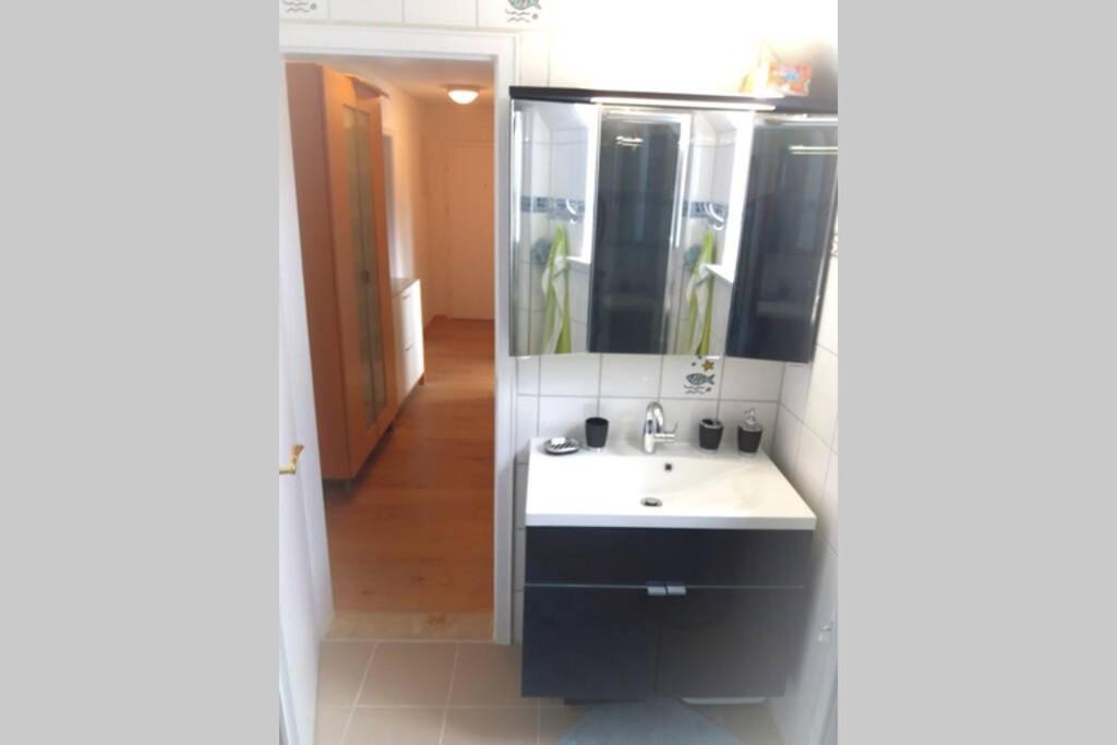 Neue, Helle Wohnung In Ludwigsburg, Nah Am Schloss Esterno foto
